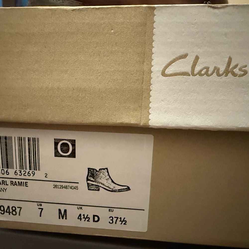 Clarks Men's Brown Leather Boots